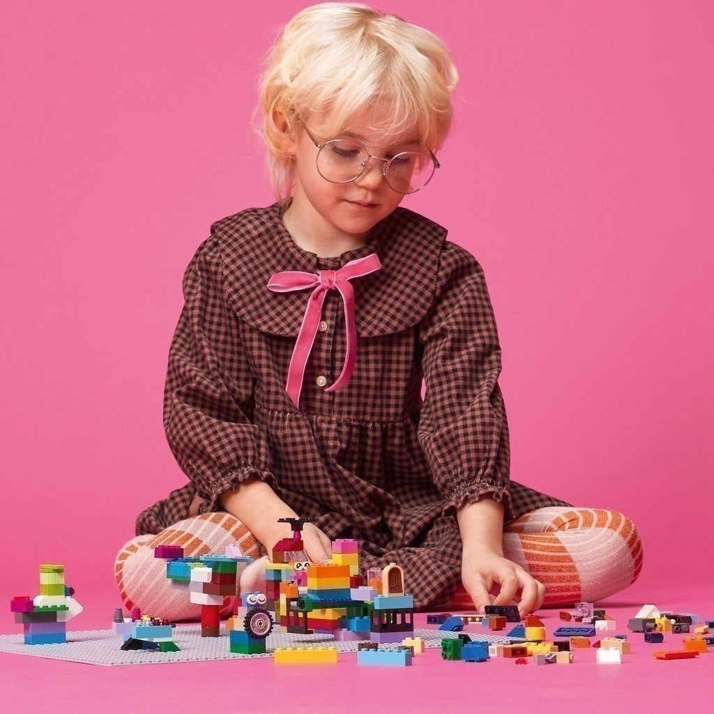 LEGO CLASSIC 11024 Đồ Chơi Lắp Ráp Đế Lắp Ráp Màu Xám (1 chi tiết)