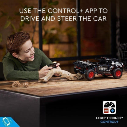 LEGO TECHNIC 42160 Đồ chơi lắp ráp Siêu Xe Audi RS Q e-tron (914 chi tiết)